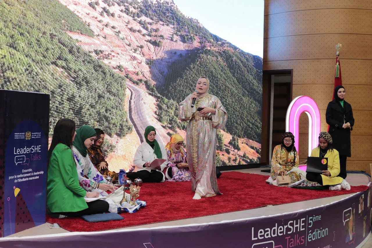 Organisation de la 5ème édition du "LeaderSHE Talks" sous le thème "Le Défi au Féminin: Arts et Manières"