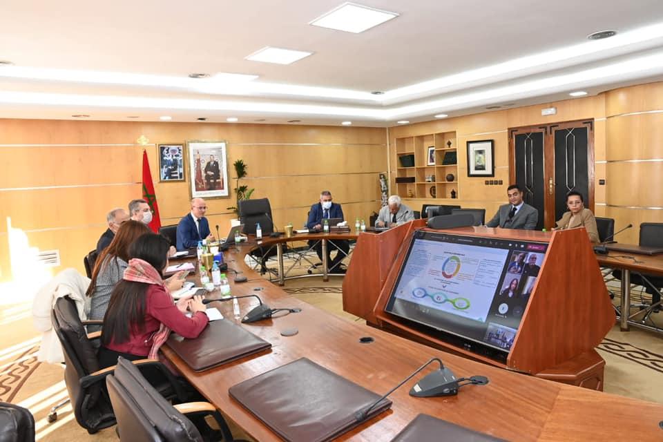 Monsieur le Ministre tient une réunion avec l’Association des Régions du Maroc (ARM)